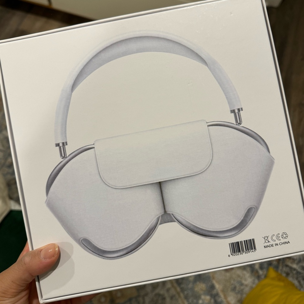 AirPod max